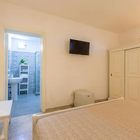 La Vecchia Tortuga 3*